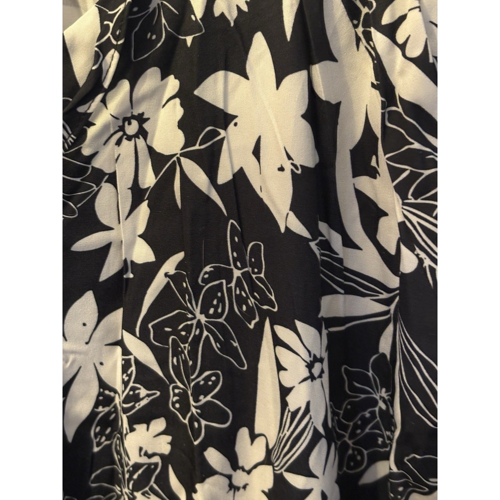 CUPSHE Black White Floral Peasant Dress Tiered Skirt Boho Size L NWT - Picture 4 of 8